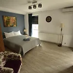 Mario - Romantic Apartament Mamaia