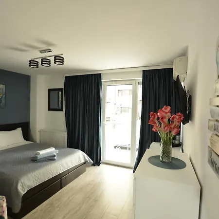 Mario - Romantic * Mamaia